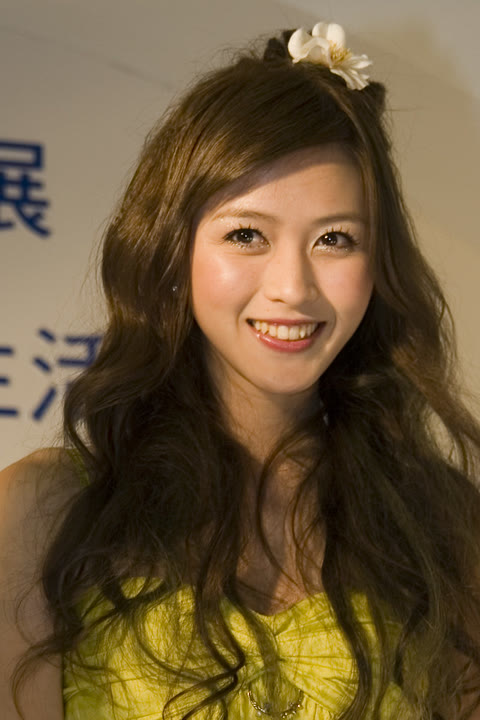 Abby | 馮媛甄相簿封面