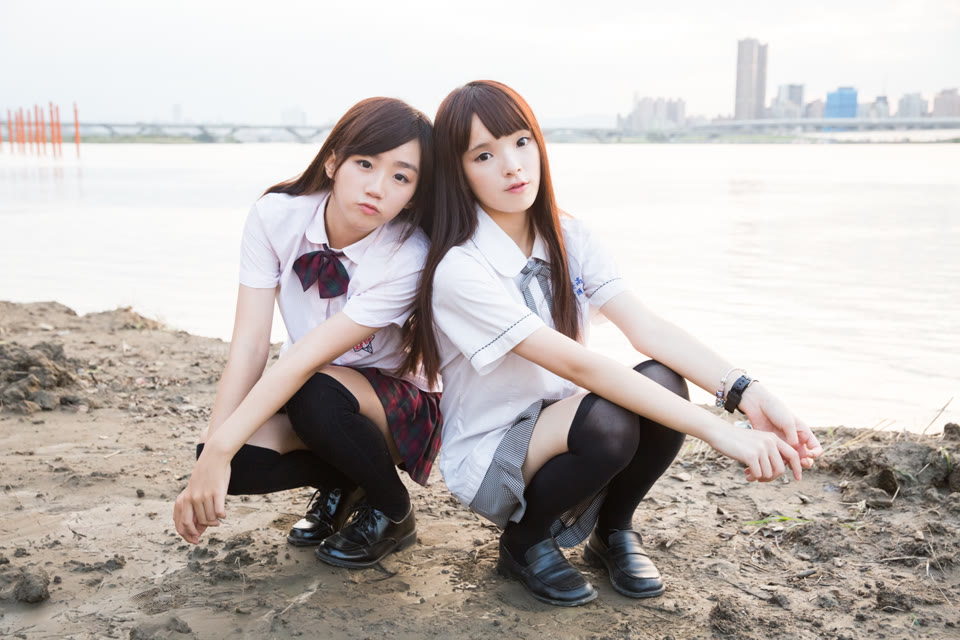 制服．女孩 III 雙人與群像作品 6